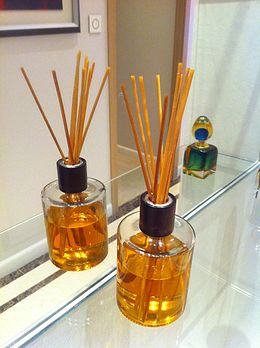 新型飼料添加劑——香精油