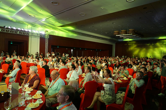 快樂養雞  輕松賣蛋---世界首個智慧蛋雞平臺上線發布！